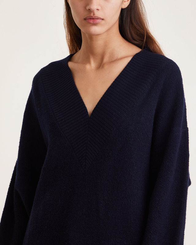 Filippa K Tröja Boucle  Navy M