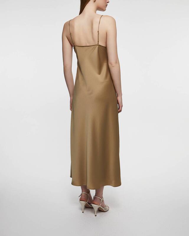 By Malene Birger Klänning Libbie Maxi  kelp 34