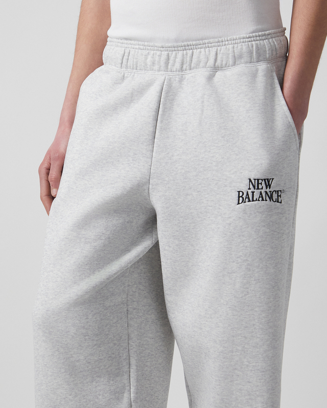 New Balance Byxa Trackside Fleece Barrel Grå L