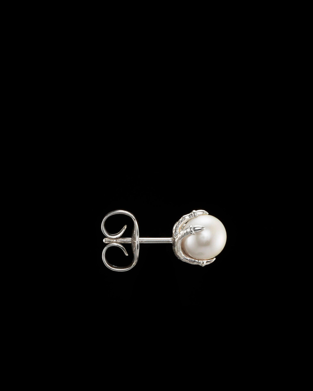 Maria Nilsdotter Earring Tiny Claw Pearl Ear Stud Silver ONESIZE