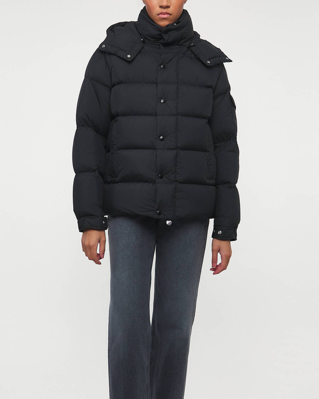 Moncler Jacka Maya 70 Short Down Svart MONCLER4 (L)