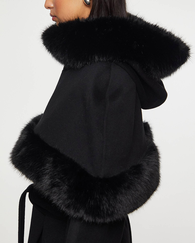 By Malene Birger Marta Ull Cape  Svart ONESIZE