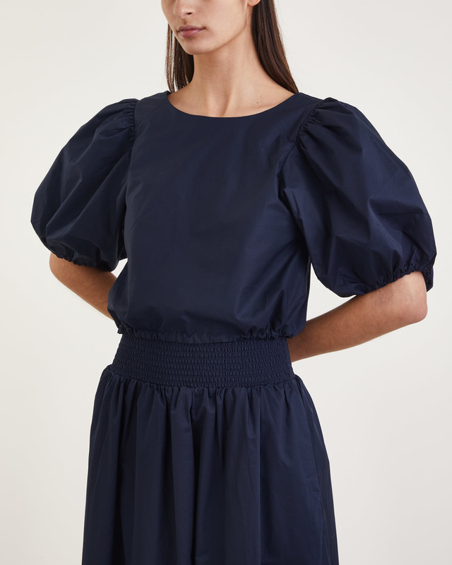 ONE and OTHER Topp Joy Cropped  Navy M
