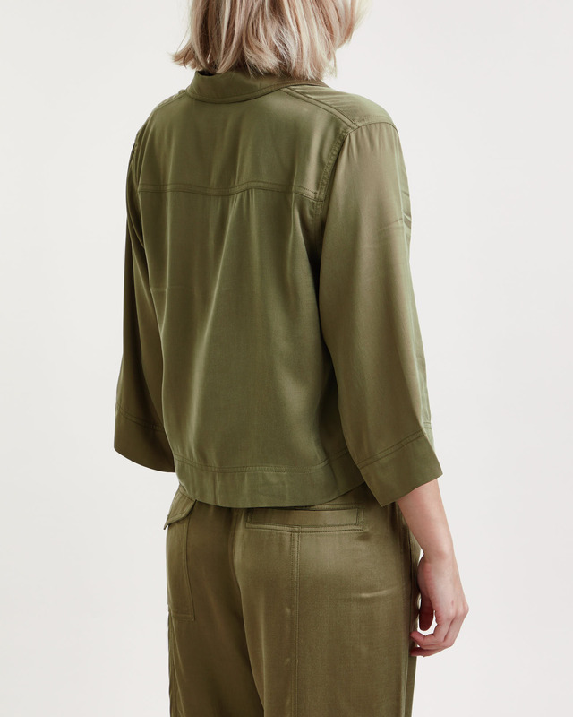 Ganni Skjorta Washed Satin Crop Grön 38